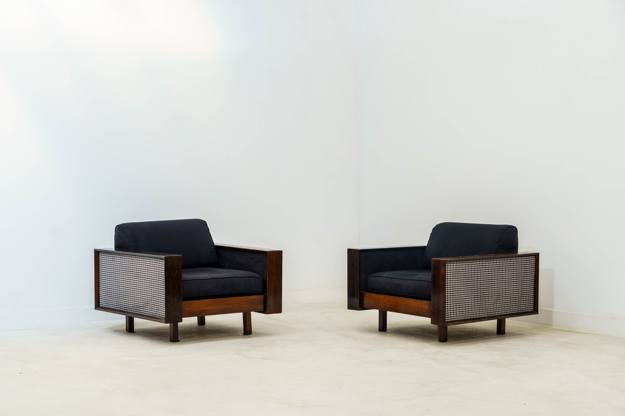 Celina Decorações | Poltrona | Déc. 1960