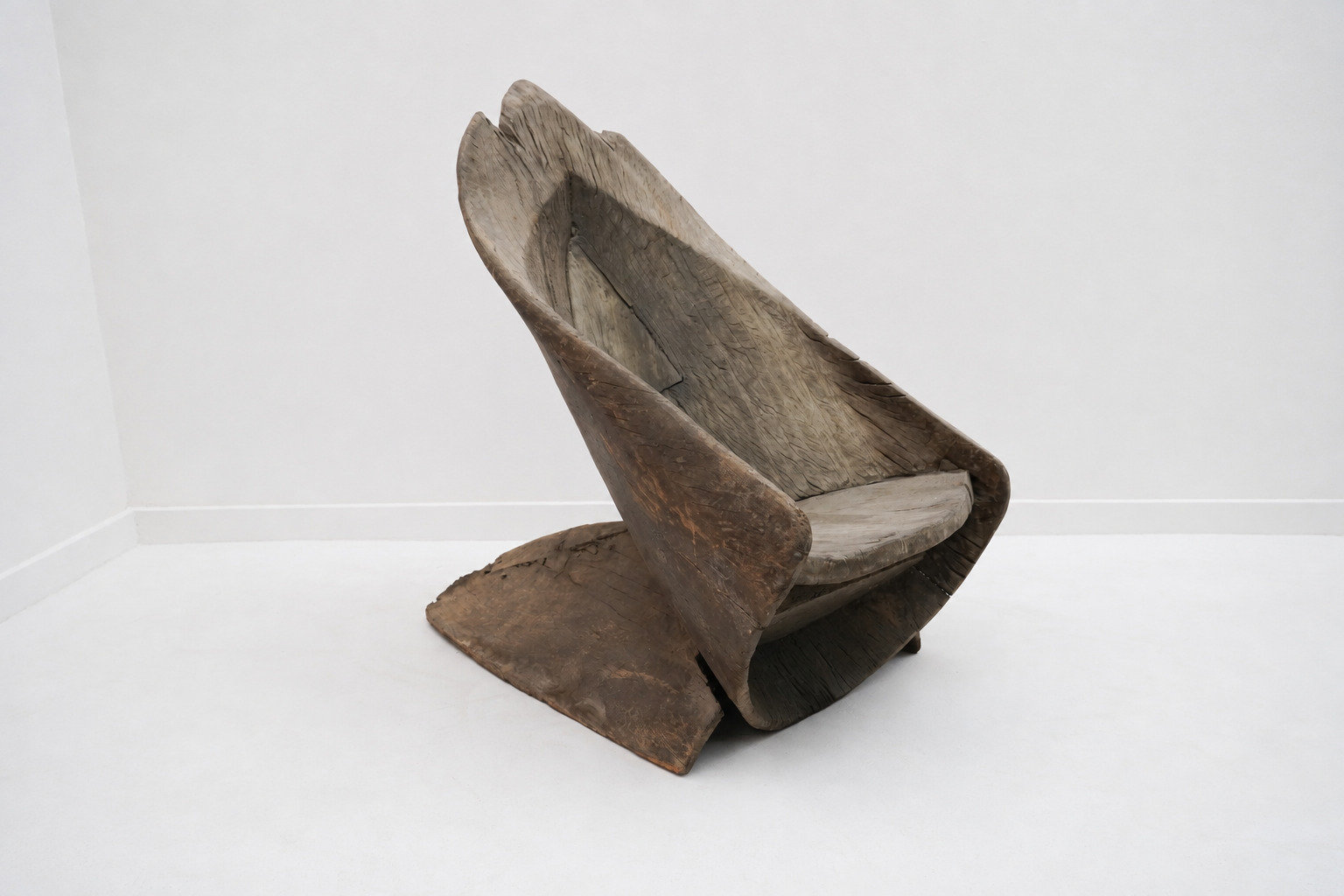 José Zanine Caldas | Poltrona Canoa | Déc. 1980