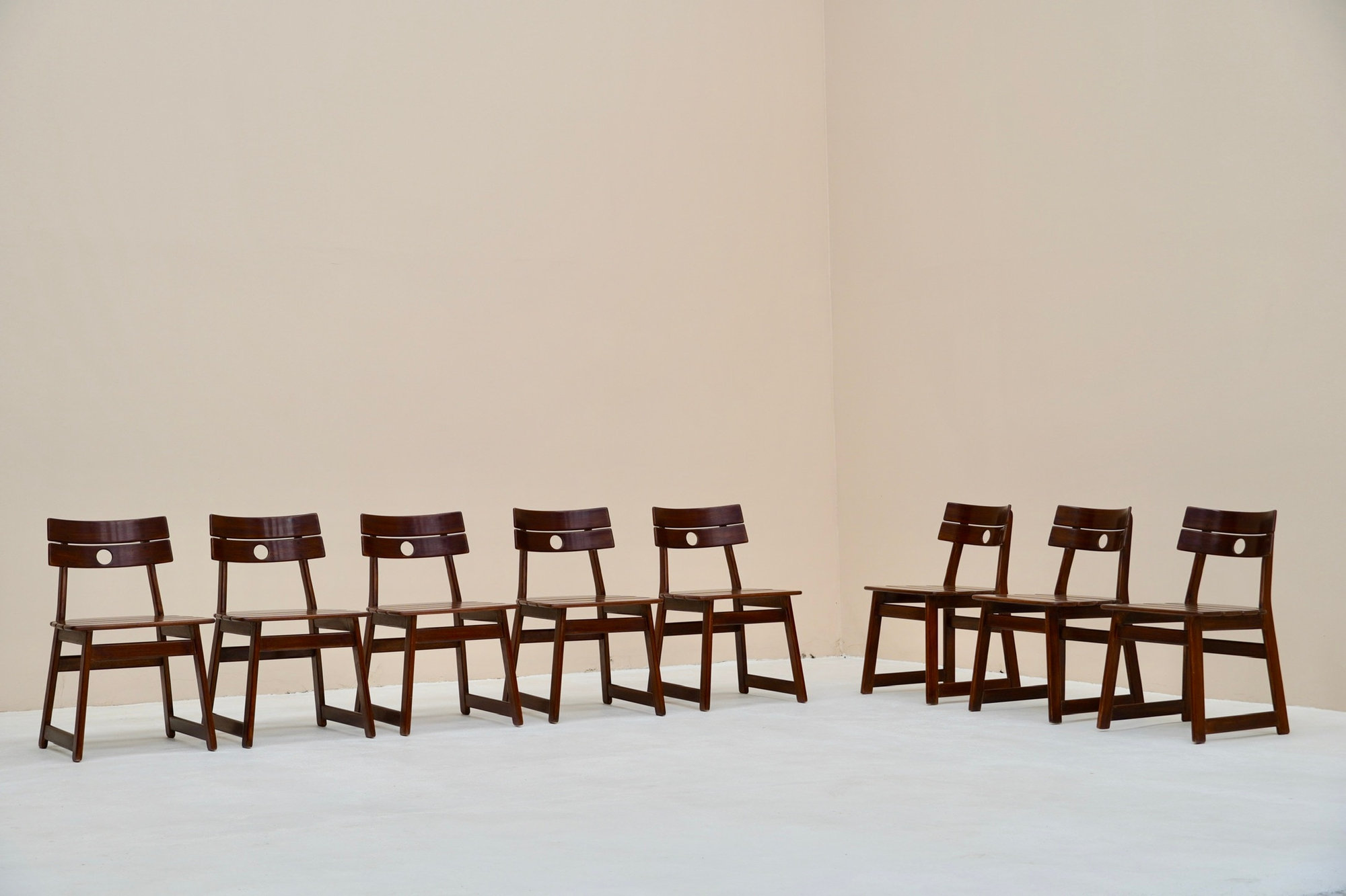 Sérgio Rodrigues | Cadeira Tajá | Déc. 1970