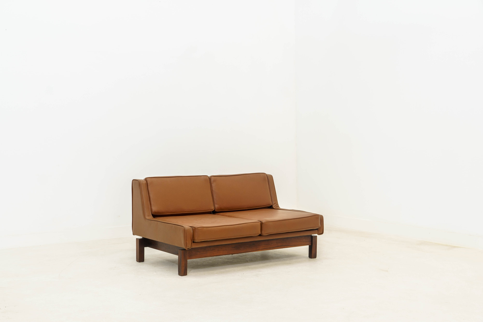 Sérgio Rodrigues | Sofá Odilon | Déc. 1960